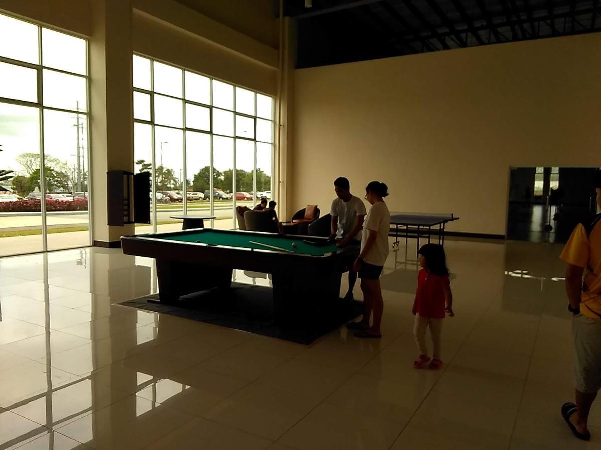 Holy Family Condo At Wind Residences,Tagaytay Tagaytay City Extérieur photo